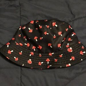 Mushroom bucket hat